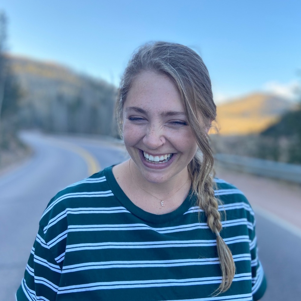 Meet your Posher, Krista Mae ☀️